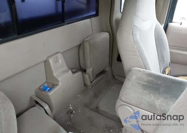 1FTYR14U11PA08063: 43764926