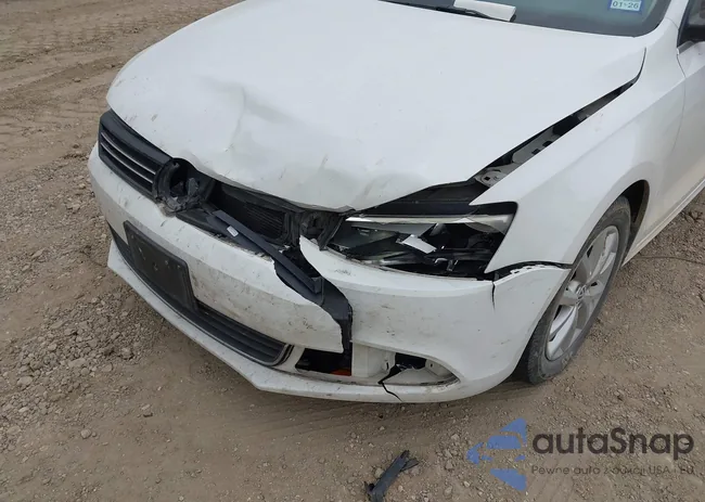 3VWDX7AJ9DM351857: 43766161