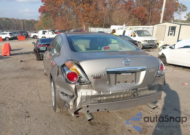 1N4AL2AP1CN563882: 43766173