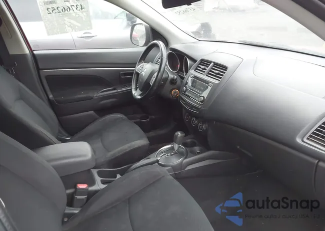 4A4AR3AW5FE032204: 43766252