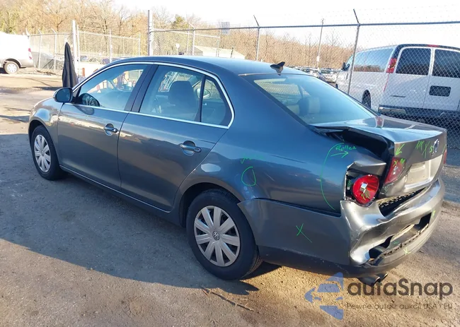 3VWRZ7AJXAM044645: 43766290