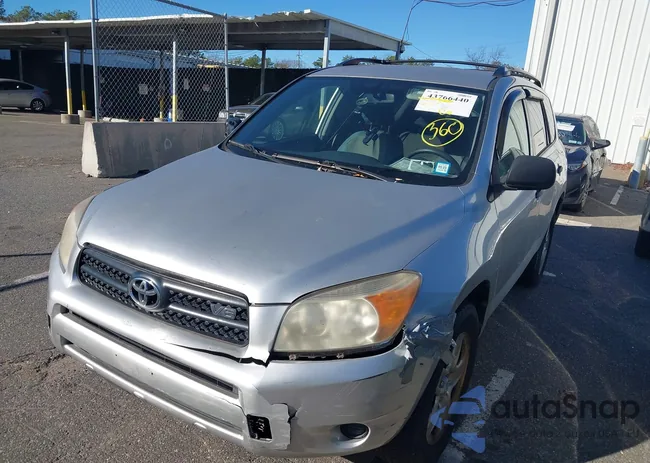 JTMBK33V586038702: 43766440