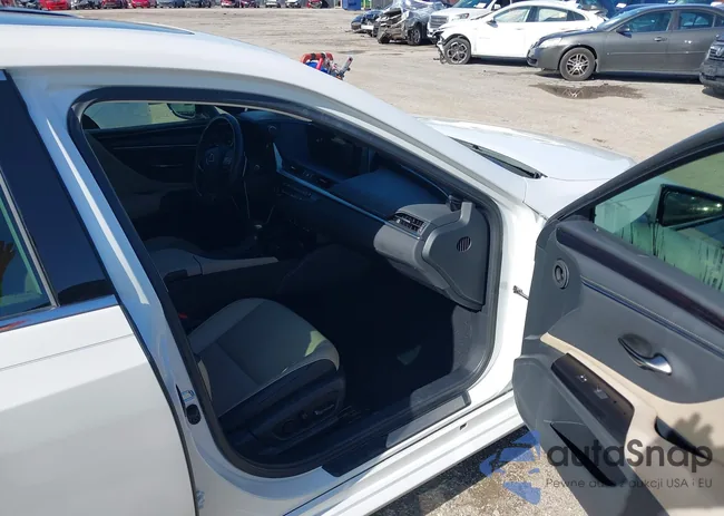 58ADZ1B14LU061257: 43765613