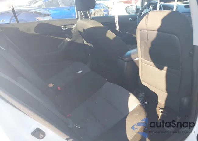 KNAFX4A87E5110102: 43765668