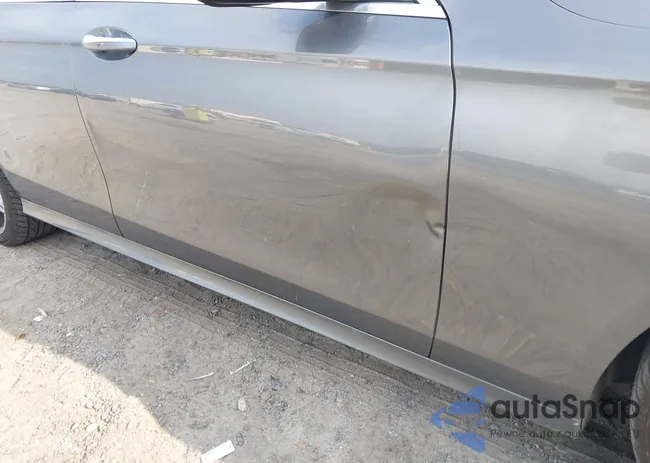 WDDZF4JB9HA114555: 43765743