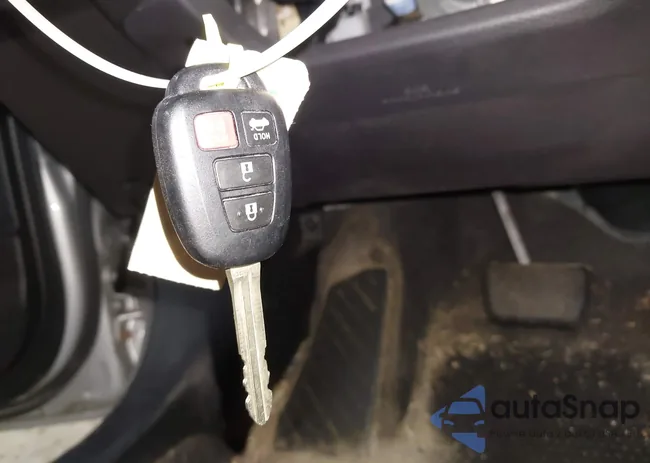 2T1BURHE8HC892873: 43765772