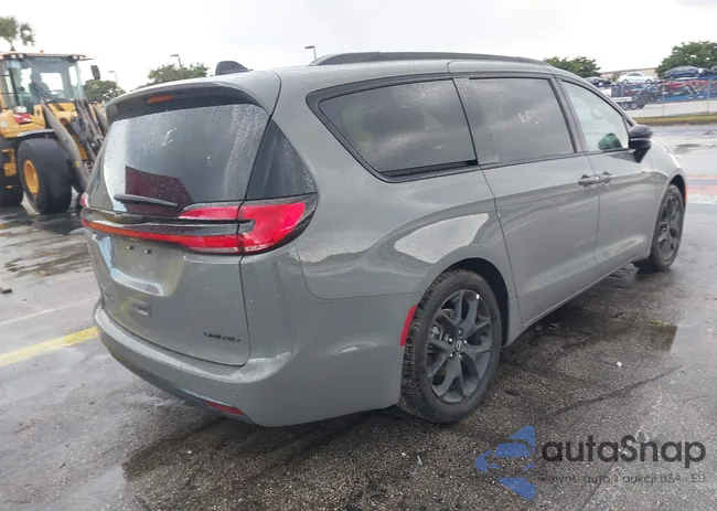 2C4RC1GG5SR553839: 43765869