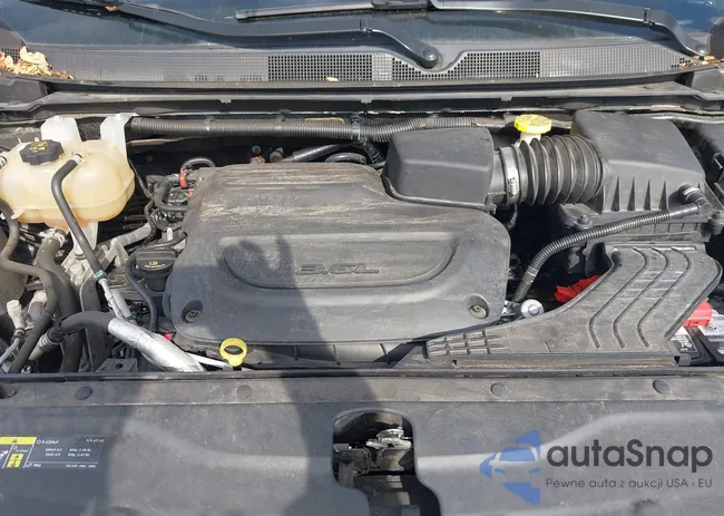 2C4RC1BGXKR570501: 43767325