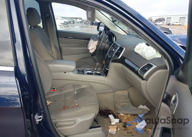 1C4RJEAG2CC307072: 43767574