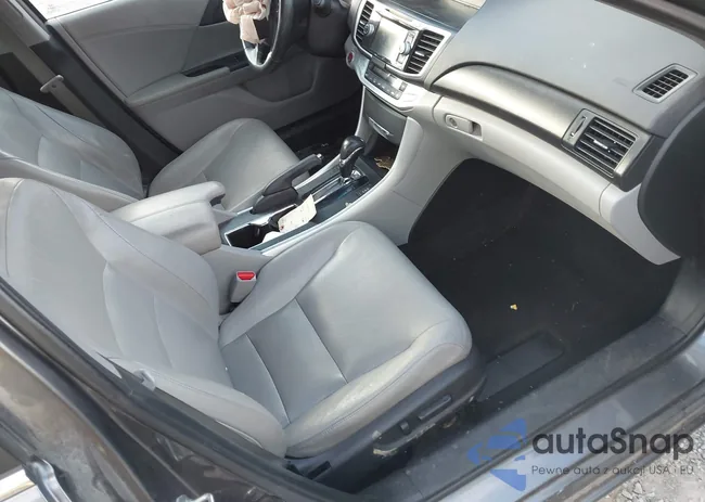 1HGCR2F86DA011677: 43766622