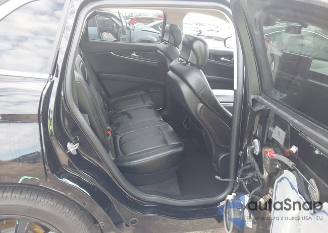 2LMPJ6K95MBL04973: 43766787