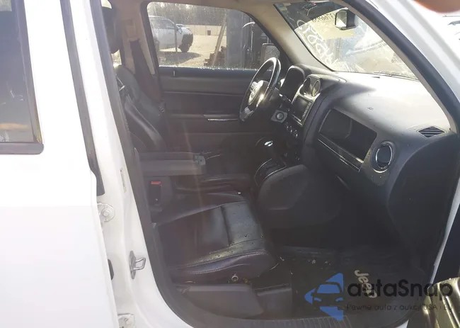 1C4NJPCB7CD645895: 43766958