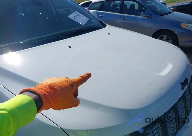 1C4RJEAG0NC155327: 43768065