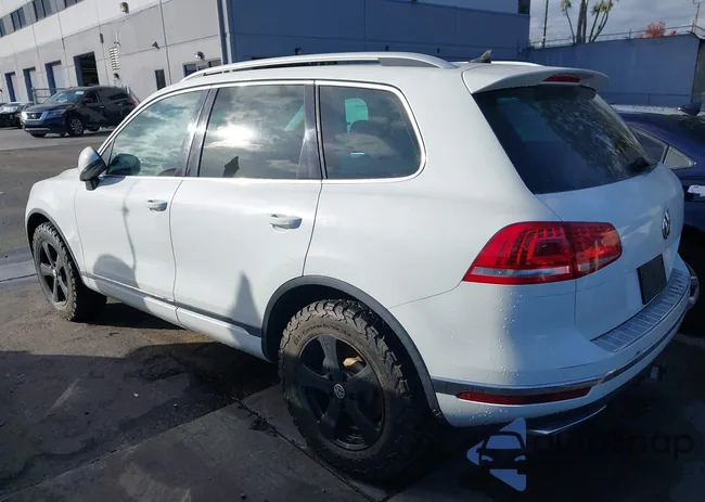 WVGEP9BP3FD007098: 43768095