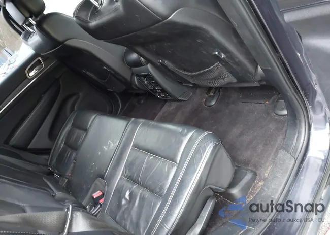 1C4RJFBG2GC333343: 43768206