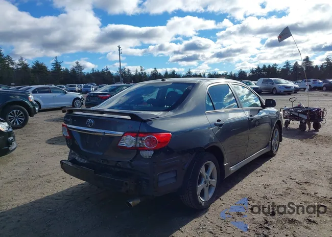 2T1BU4EE0CC773232: 43768247