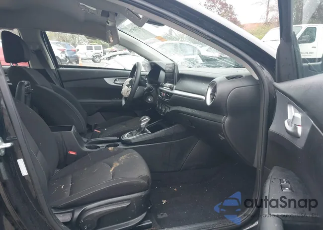 3KPF24AD6RE726611: 43768264