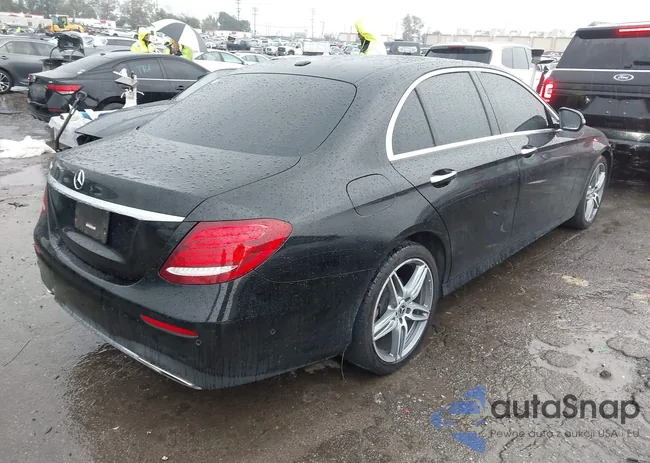 WDDZF4JB4JA488576: 43768566