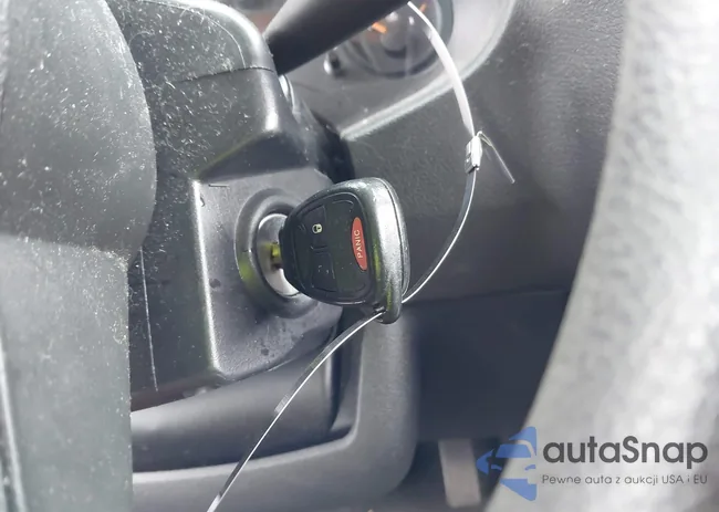 1C4NJCBA8GD524753: 43767748