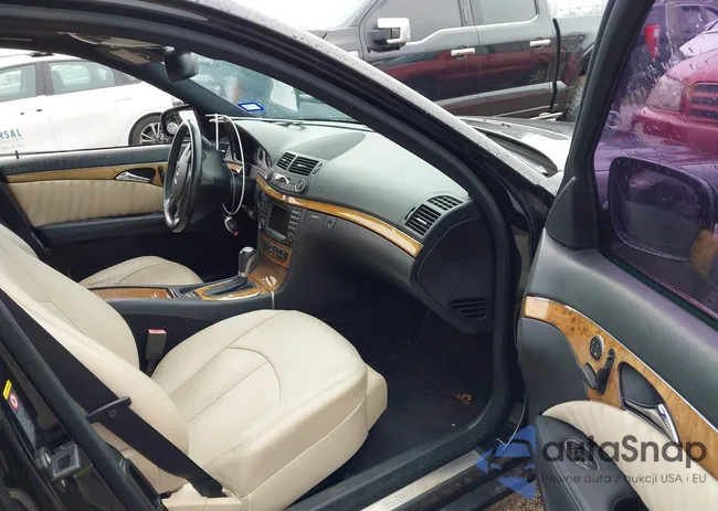 WDBUF72X98B329426: 43767780