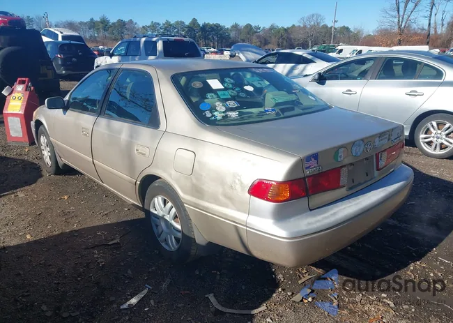 JT2BG22K3Y0447439: 43767940