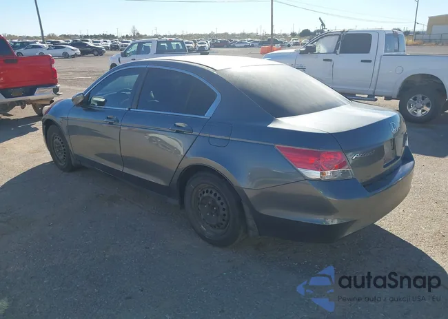 1HGCP26329A194223: 43769212