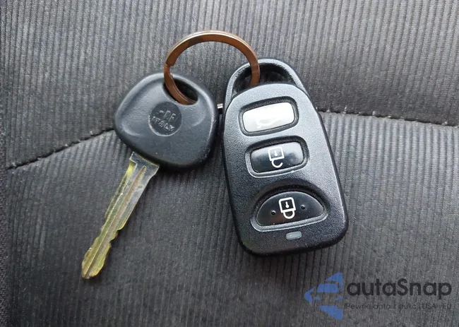 5NPD84LF2JH237563: 43769240