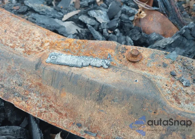 1GNSKCE07DR367273: 43769275