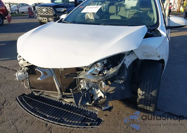 2T1BURHE9FC354034: 43769353