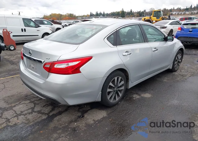 1N4AL3AP3HC269280: 43769425