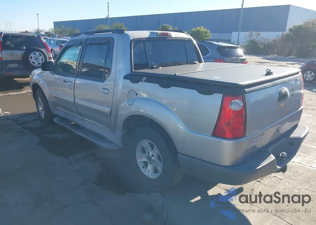 1FMZU77E52UD17138: 43768588