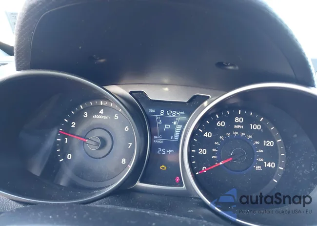 KMHTC6AD9CU030695: 43768604