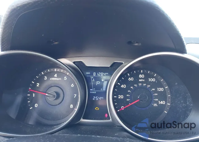 KMHTC6AD9CU030695: 43768604