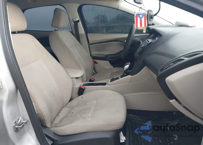 1FADP3F28GL201795: 43768787