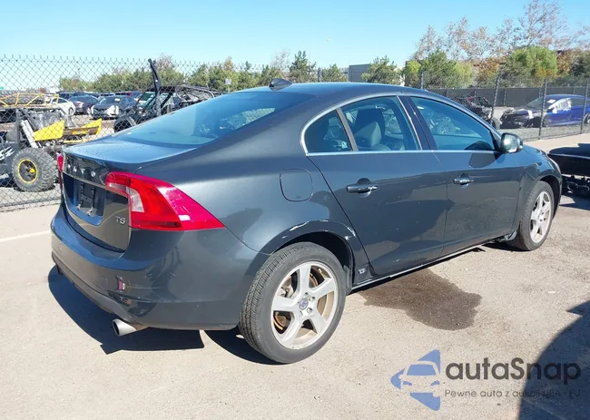 YV1612FS3D1222196: 43770089