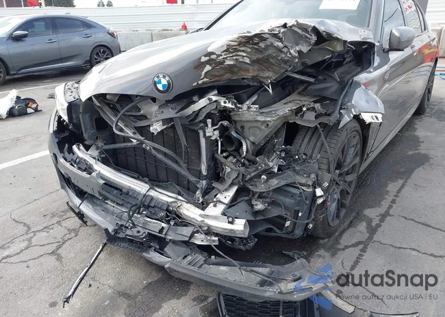 WBA7U2C09NCH53509: 43770174