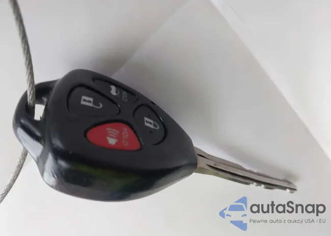 JTDBU4EE0B9132702: 43770176