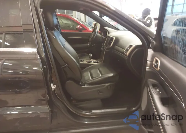 1C4RJFBG0FC747638: 43770463