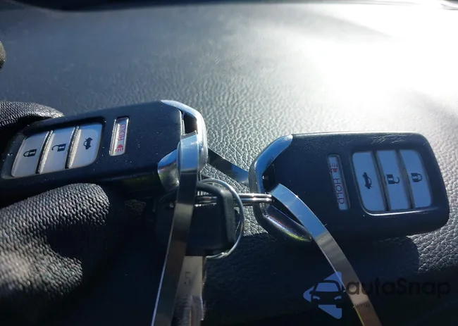 1HGCT2B8XDA013312: 43770496