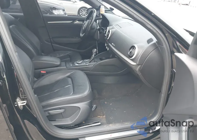 WAUA7GFF3G1106254: 43770519