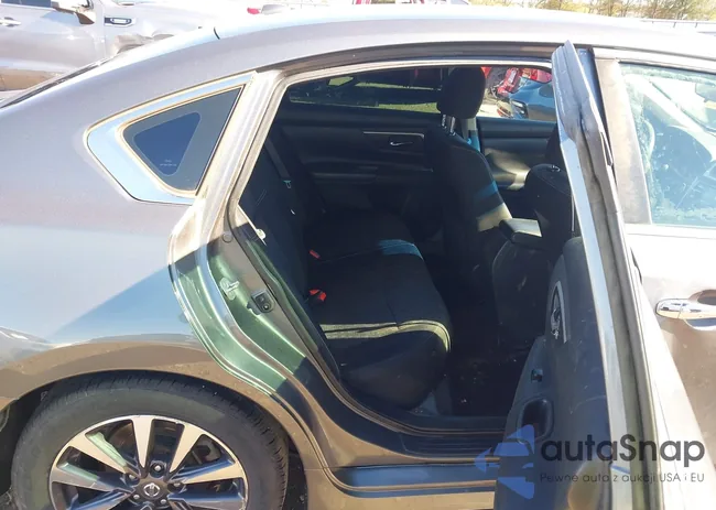 1N4AL3AP2HC180509: 43770524