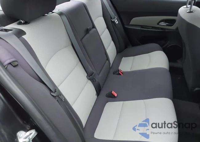 1G1PA5SG5E7277043: 43770556