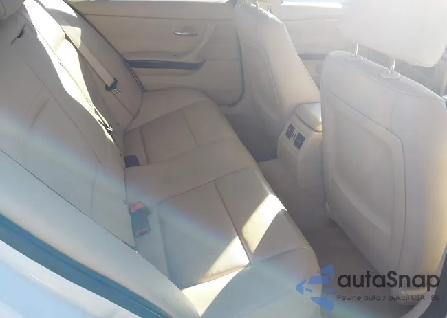 WBAPH7C58BA802362: 43769602