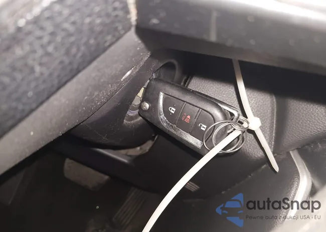 2T3F1RFV6MW195201: 43769607