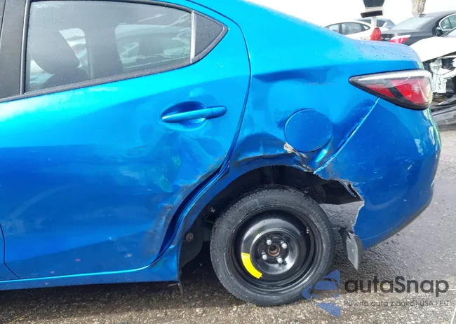 3MYDLBYV5HY188571: 43769796