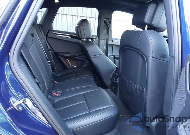 WP1AA2A59SLB00380: 43769886