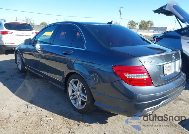 WDDGF8AB1DG104639: 43769968