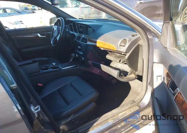 WDDGF8AB1DG104639: 43769968