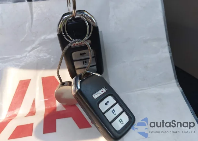 19XFB2F88EE024400: 43770988