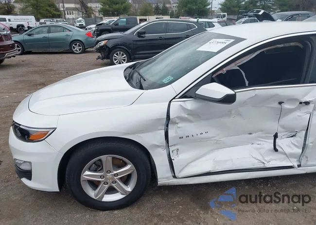 1G1ZD5ST8RF130451: 43770995